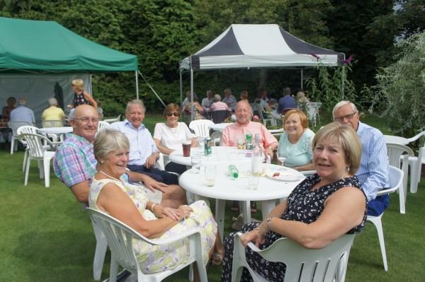 Hog roast 2014 026